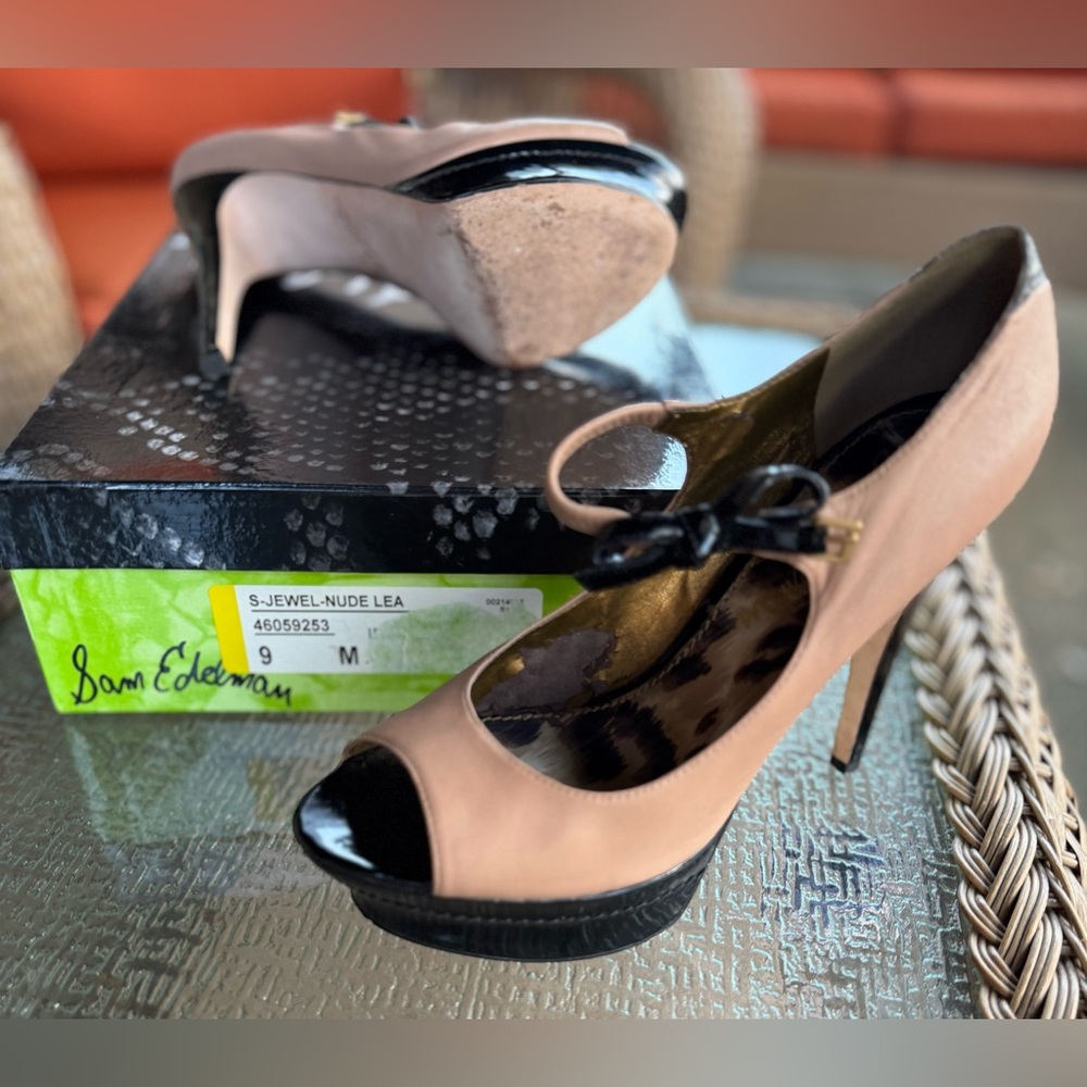 🦋 Sam Edelman Nude and Black Women's Heels